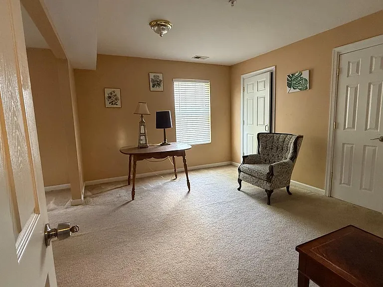 5212 Astor Pl SE — Photo 6