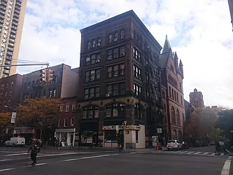 167 Third Avenue in Gramercy Park