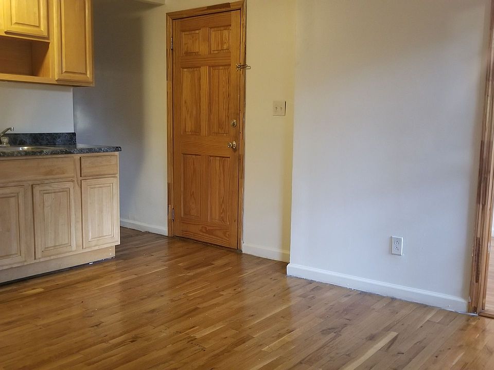 1st image of 96 Waverly Ave APT 2