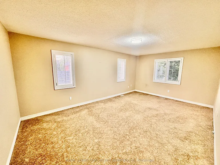 2401 Ennerdale Rd — Photo 14