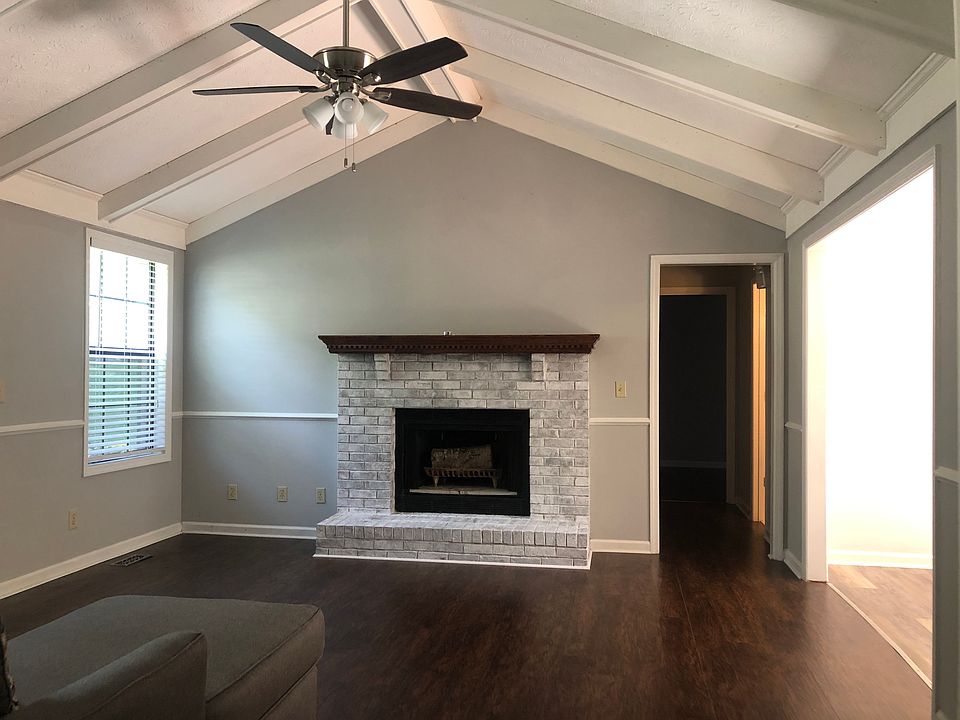 1st image of 1007 Tyree Ct N
