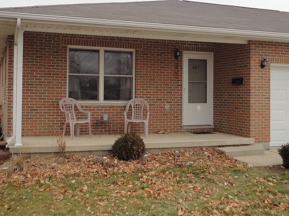 1st image of 607 W North St