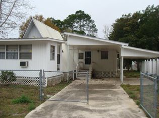 57 SE 234th St, Old Town, FL 32680