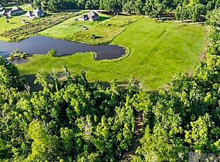 1 New River Rd #A, Saint Amant, LA 70774