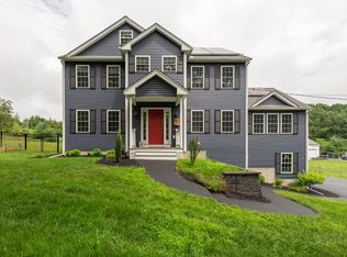 463 Main St, Ashby, MA 01431