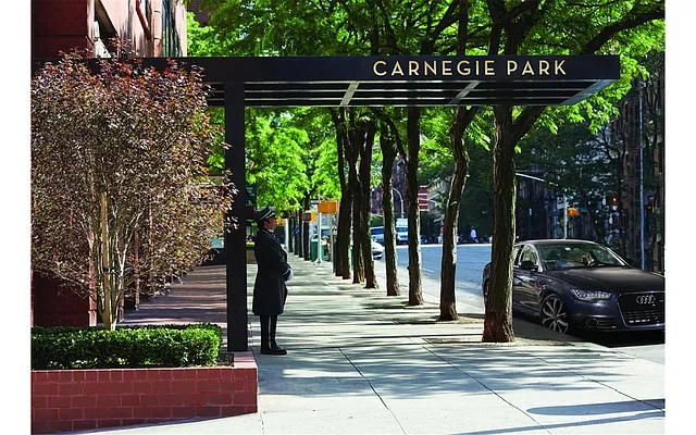 Rented by Douglas Elliman | media 15