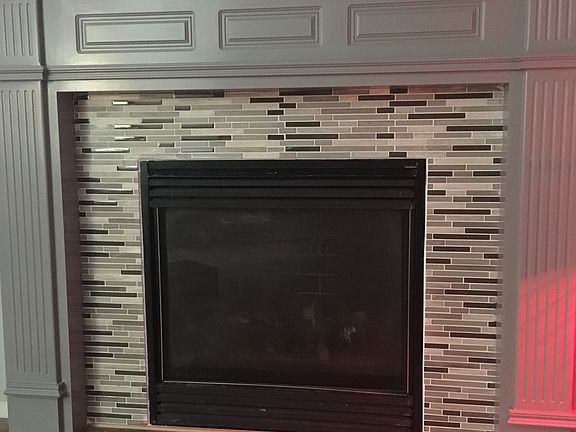 Gas fireplace 