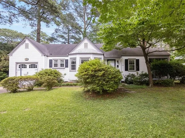 158 Dover Cir, Norfolk, VA 23505