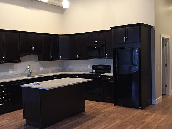 Kitchen and Island