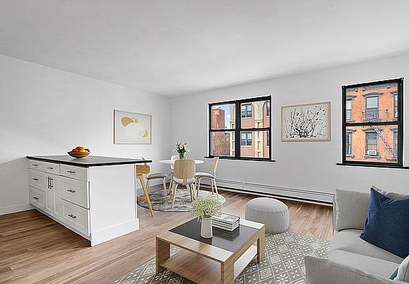 4th image of 163 Smith St #3