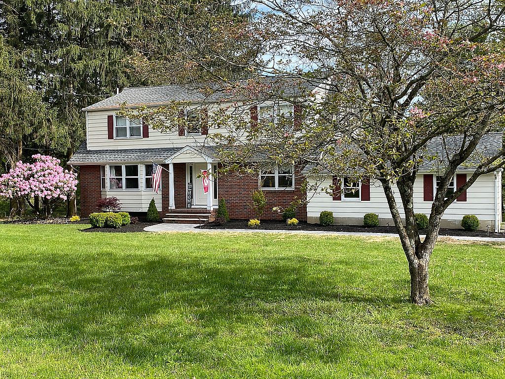4-four-bridges-rd-chester-nj-07930-zillow