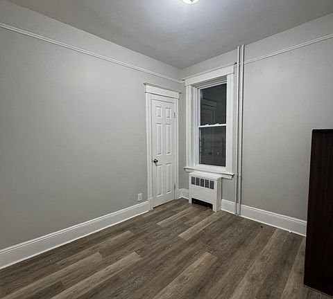 5th image of 42 Cliff St Floor 1