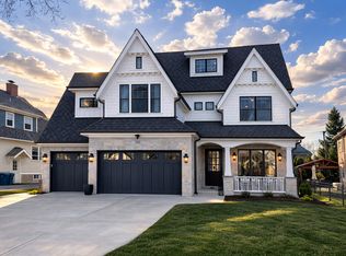 502 S Fairview Ave, Elmhurst, IL 60126