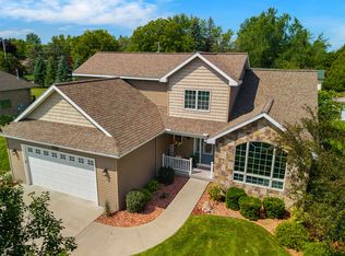 611 Lovett Ln, Standish, MI 48658