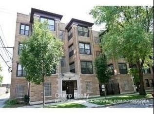 115 E 42nd St, Chicago, IL 60653