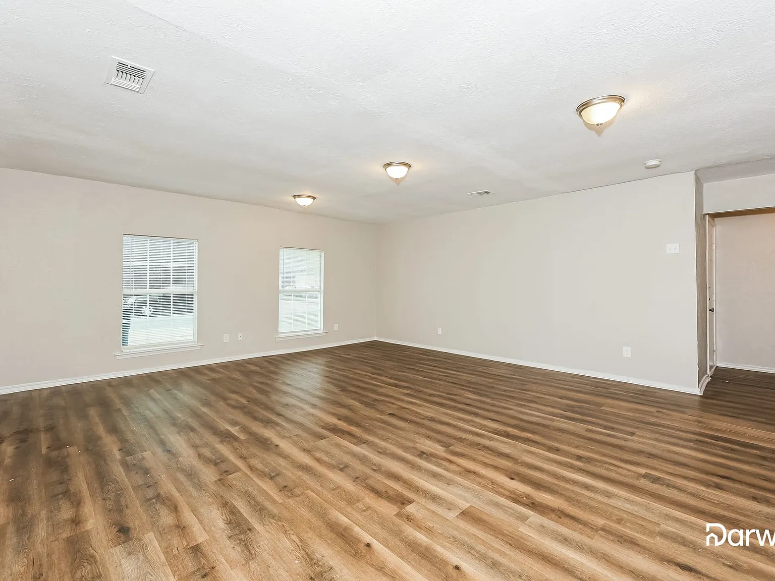 4 bed, 2.0 bath, 1458 sqft, $1,755 — Photo 4