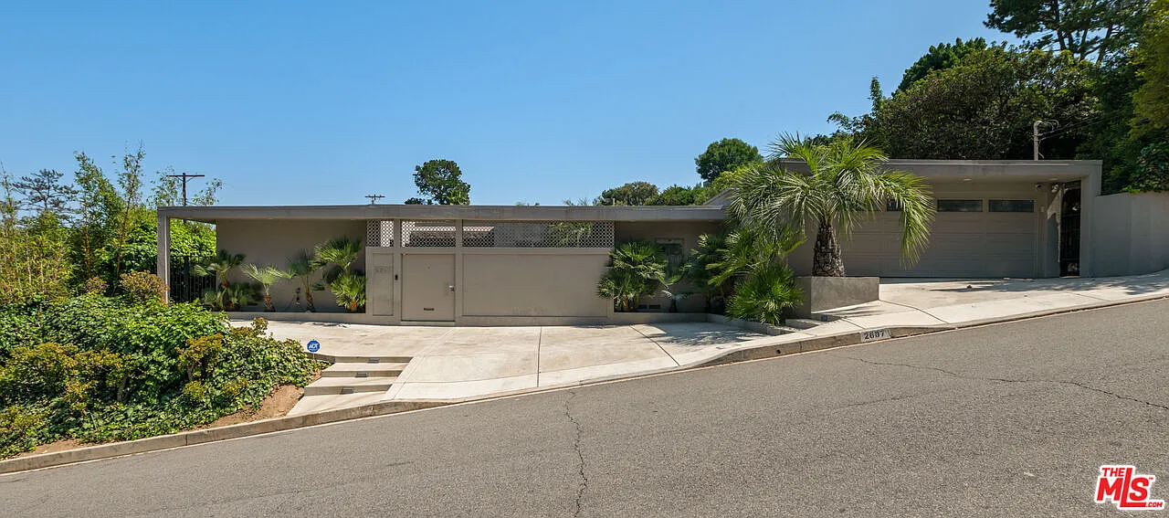3 bed, 3.0 bath, 2460 sqft, $16,000 — Photo 1