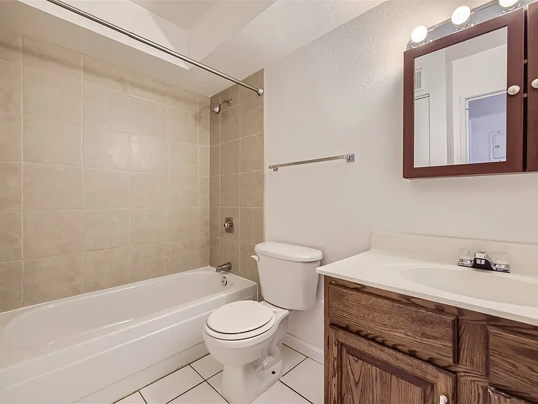 5995 W Hampden Ave — Photo 10