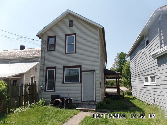 2nd image of 1070 Maysville Ave
