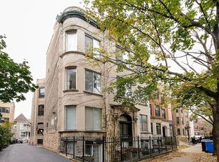 3430 N Elaine Pl, Chicago, IL 60657