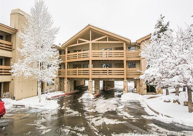 1st image of 1585 Empire Ave #210