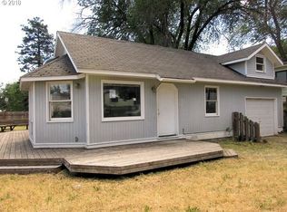 1114 Lorenzen St, The Dalles, OR