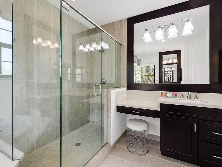 8256 Bradford Way — Photo 31