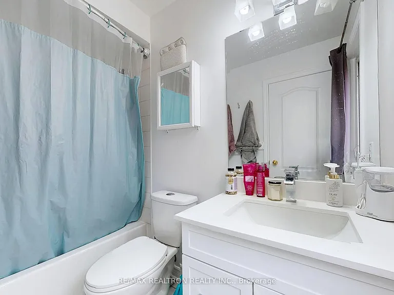 99 Widdifield Ave — Photo 6