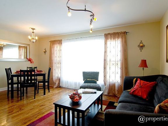 Living Room/Dining Room