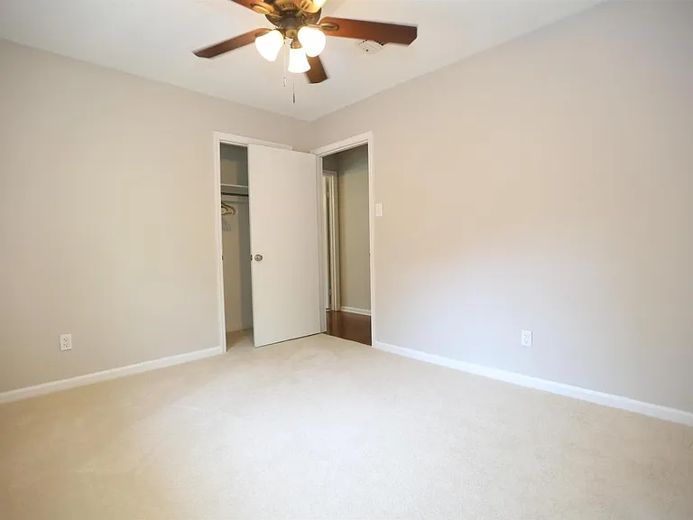12406 Colleen Dr — Photo 24