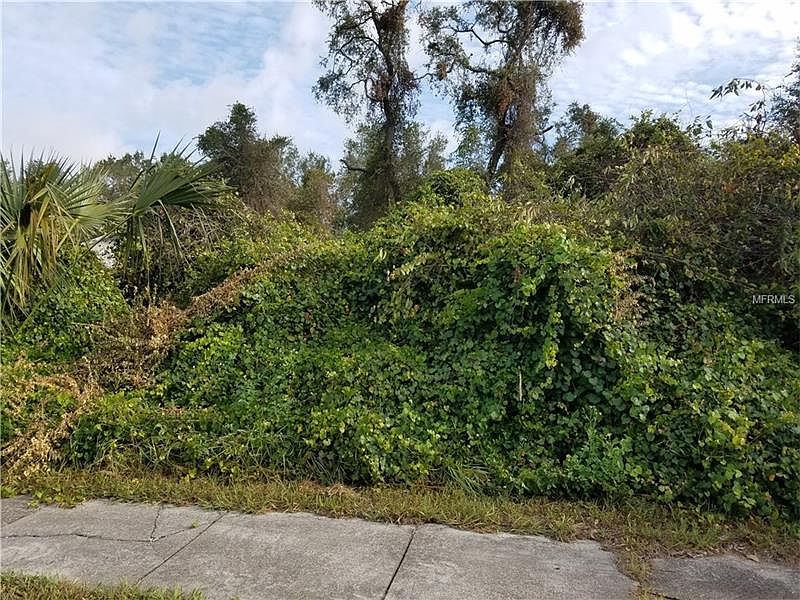 1st image of 2065 Hillview Cir