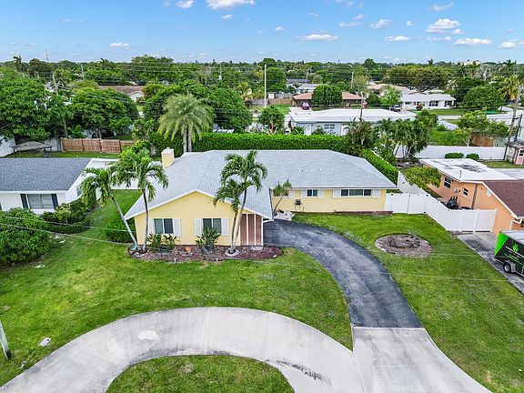 4th image of 319 SW 11th Avenue