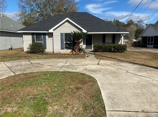 751 Labarre St, Mandeville, LA 70448