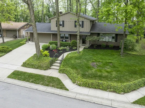 909 Hawthorne St, Saint Marys, OH 45885