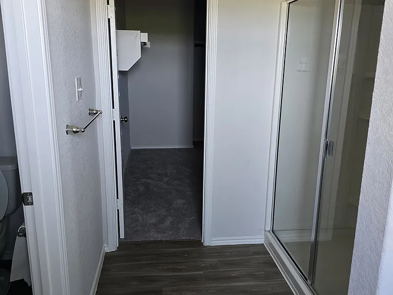 4326 Admirals Bnd — Photo 1