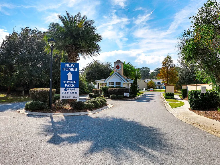 515 Governor Treutlen Cir — Photo 12