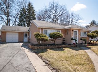 5641 Bohlander Ave, Berkeley, IL 60163