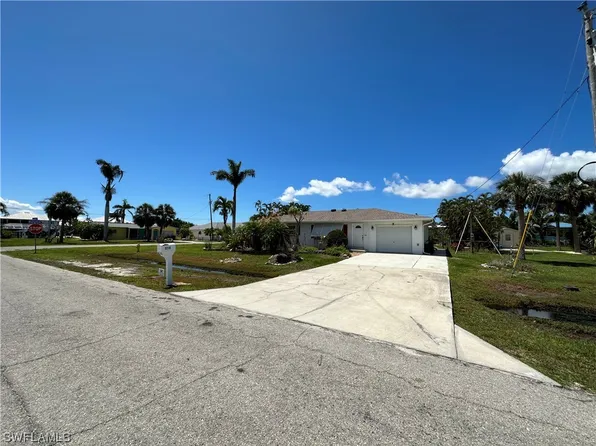 3219 7th Ave, Saint James City, FL 33956