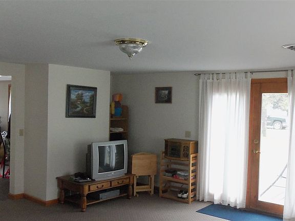 3rd image of 1144 Windywood Dr