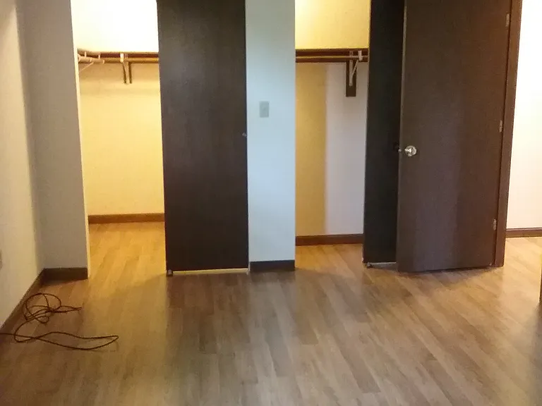 120 Charles Cir #120 — Photo 10
