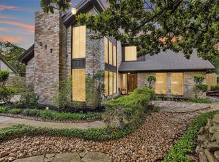 307 Prince Of Wales St, Conroe, TX 77304
