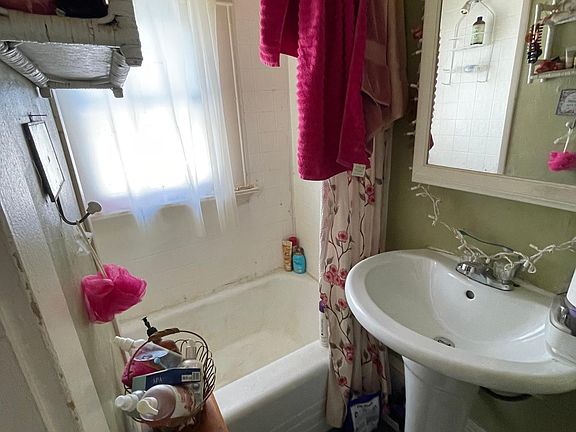 5th image of 420 Remington St #4