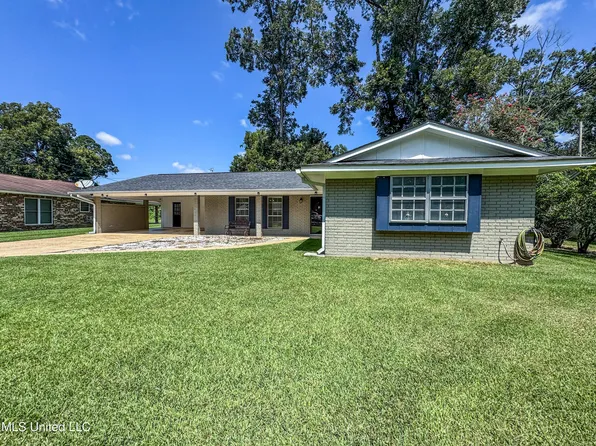 35 Pecan Way, Natchez, MS 39120