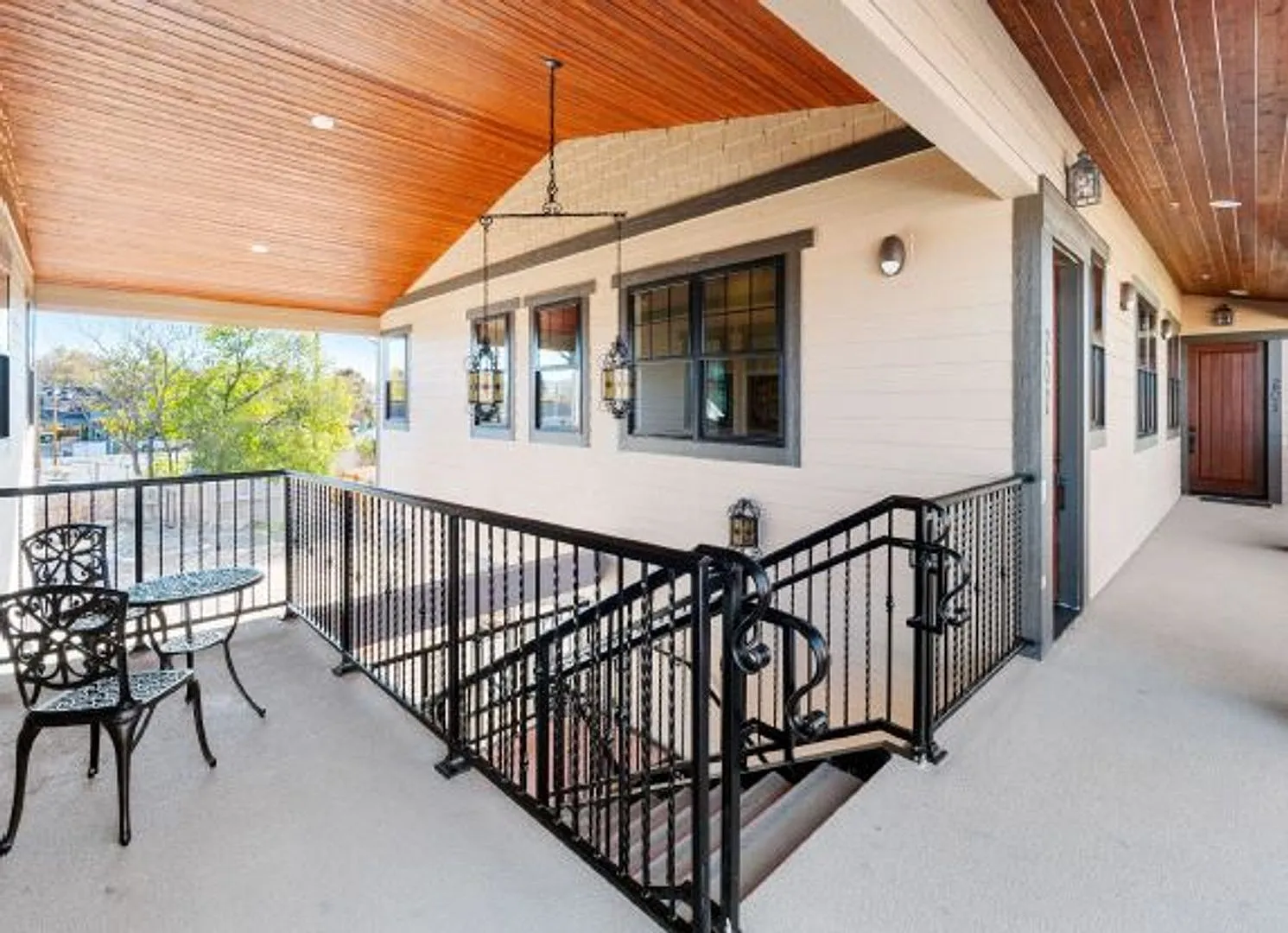 Tahoe Midtown Flats — Photo 3