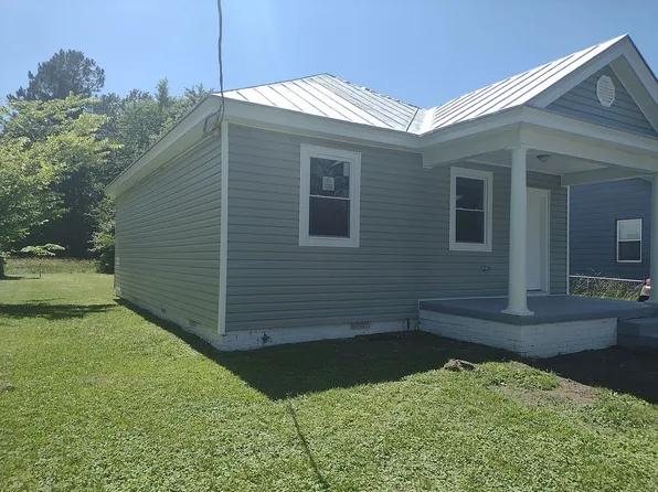222 Elm St, Petersburg, VA 23803
