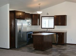 1331 13th St W, West Fargo, ND