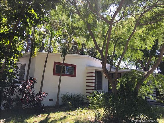 4th image of 1620 NE 139th St
