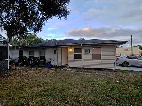 2nd image of 2189 Bay St #2