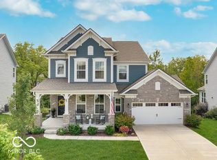 5915 Weldra Dr, Zionsville, IN 46077