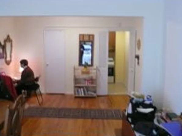 3060 Ocean Avenue image 1 of 5